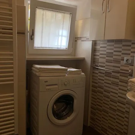 Apartment Garda *